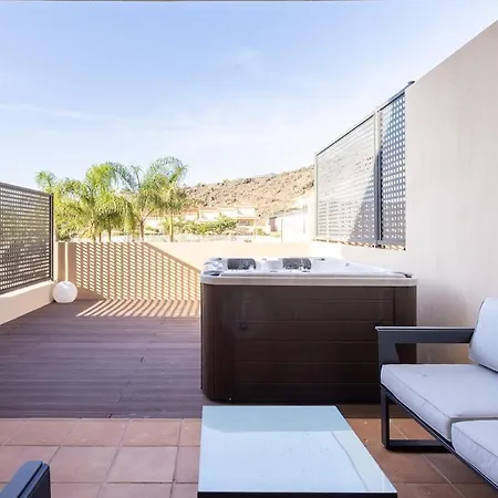 Royal By Eden Feriehus Puerto de Santiago (Tenerife)